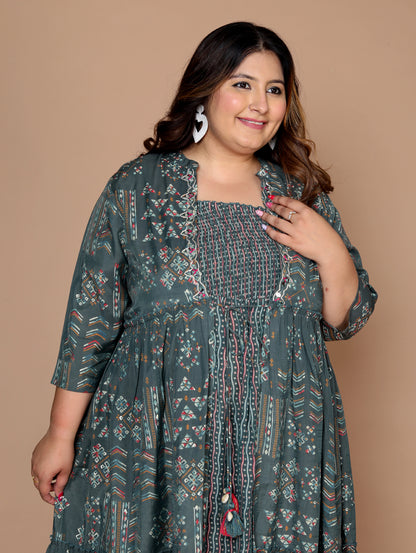 Plus Size Women's Kurti with Printed Long Shrug ( Green )