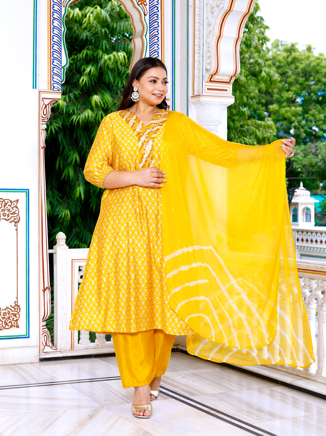 Women Kurta Pant Dupatta Set ( Mustard )