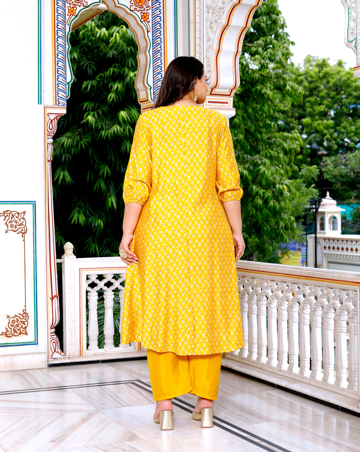 Women Kurta Pant Dupatta Set ( Mustard )