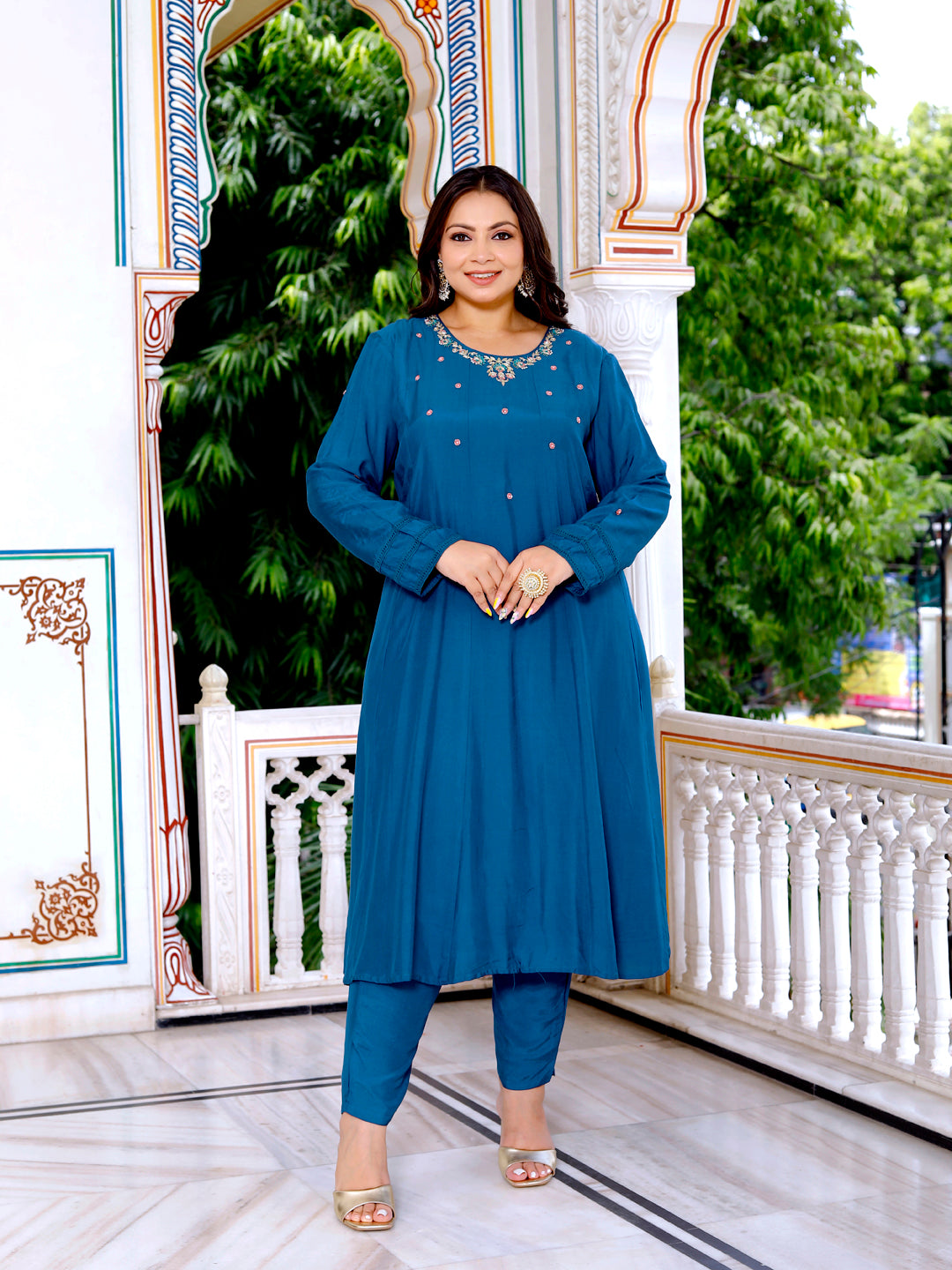 Women Pure Cotton Kurta Pant Dupatta Set ( Blue )